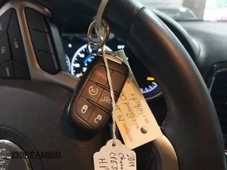 2019 Jeep Grand Cherokee High Altitude с VIN 1C4RJFCG0KC579217, выставлен на аукционе IAAI как лот 42405303 с пробегом 83 570 миль миль и . История ставок и продаж доступна на DreamBid. Изображение 11.