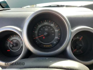 2005 Honda Element LX with VIN 5J6YH17355L012730, listed as a Copart auction lot 43391835 with 40,626 mi miles and Salvage Title. Bid and sale history available at DreamBid. Image 9.