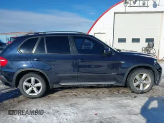 2008 BMW X5 3.0si with VIN 5UXFE43558L001891, listed as a IAAI auction lot 41276202 with 93,376 mi miles. Bid and sale history available at carsss.com. Image 14.
