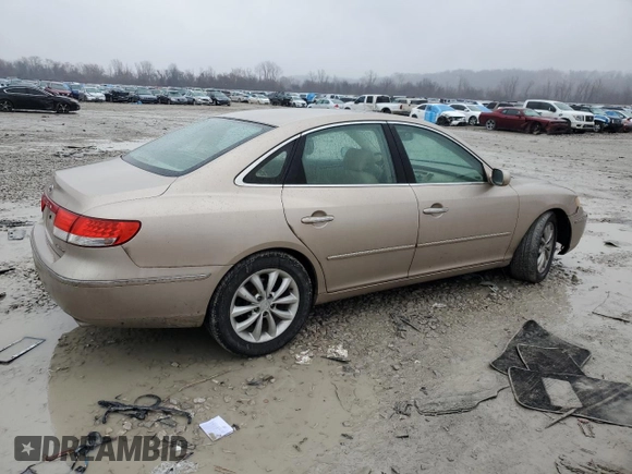 2006 Hyundai Azera SE with VIN KMHFC46F96A061818, listed as a Copart auction lot 44084205 with 83,779 mi miles and Salvage title. Bid and sale history available at DreamBid. Image 3.