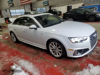 2019 Audi A4 Premium Plus with VIN WAUENAF48KN005618, listed as a Copart auction lot 89062075 with 35,073 mi miles and Salvage Title. Bid and sale history available at carsss.com. Image 4.