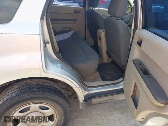 2008 Ford Escape XLS with VIN 1FMCU02Z48KA97177, listed as a IAAI auction lot 42750800 with 169,663 mi miles and . Bid and sale history available at DreamBid. Image 8.