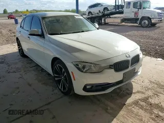 2018 BMW 3 Series 330i z VIN WBA8B9G51JNU98178, wystawiony jako Copart lot #52147575 z przebiegiem 66 695 mil mil oraz Szkoda całkowita • Salvage title. Historia ofert i sprzedaży dostępna na DreamBid. Obrazek 11.