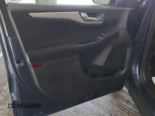 2020 Ford Escape SE with VIN 1FMCU9G67LUB25778, listed as a IAAI auction lot 42550089 with 84,502 mi miles and . Bid and sale history available at DreamBid. Image 47.