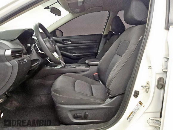 2020 Nissan Altima S z VIN 1N4BL4BV8LC159759, wystawiony jako Copart lot #57527695 z przebiegiem 112 807 mil mil oraz Czysty tytuł • Clean title. Historia ofert i sprzedaży dostępna na DreamBid. Obrazek 7.