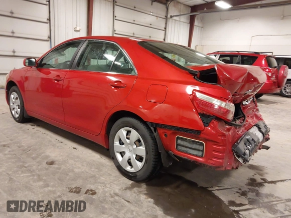 2009 Toyota Camry z VIN 4T4BE46K49R126704, wystawiony jako IAAI lot #41963584 z przebiegiem 180 248 mil mil oraz . Historia ofert i sprzedaży dostępna na DreamBid. Obrazek 3.