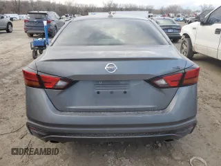 2019 Nissan Altima SR with VIN 1N4BL4CVXKC256619, listed as a Copart auction lot 46803955 with 121,557 mi miles and Non Repairable. Bid and sale history available at DreamBid. Image 6.