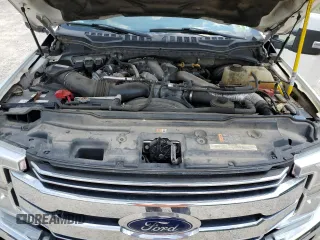 2018 Ford F-250 XL with VIN 1FT7W2BT7JEB87984, listed as a Copart auction lot 59357515 with 150,153 mi miles and Salvage title. Bid and sale history available at DreamBid. Image 11.