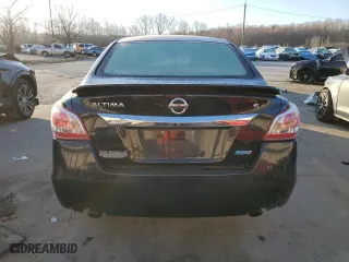 2013 Nissan Altima 2.5 S with VIN 1N4AL3AP3DC228027, listed as a Copart auction lot 48320825 with 136,827 mi miles and Salvage Title. Bid and sale history available at carsss.com. Image 6.
