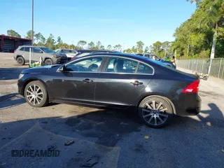 2017 Volvo S60 Inscription with VIN LYV402HK7HB130410, listed as a IAAI auction lot 41751317 with 97,339 mi miles. Bid and sale history available at carsss.com. Image 14.