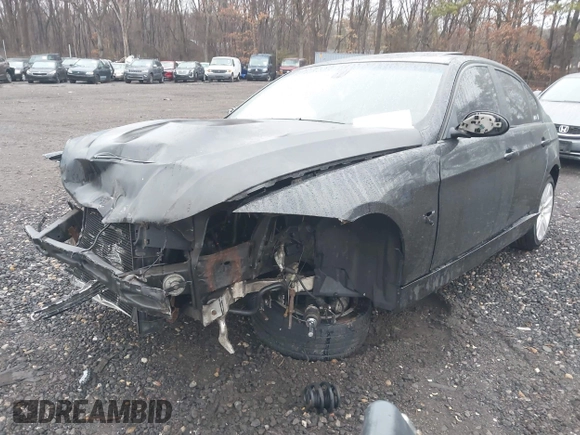 2006 BMW 3 Series 325i z VIN WBAVB13566KR58924, wystawiony jako IAAI lot #41916854 z przebiegiem 160 141 mil mil oraz . Historia ofert i sprzedaży dostępna na DreamBid. Obrazek 6.