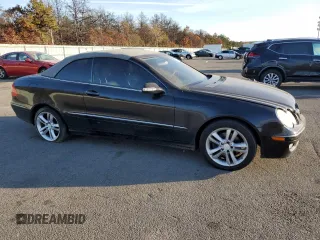 2009 Mercedes-Benz CLK-Class 3.5L with VIN WDBTK56F19T101462, listed as a Copart auction lot 78019244 with 170,288 mi miles and Salvage Title. Bid and sale history available at carsss.com. Image 4.