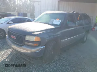 2000 GMC Yukon XL SLT with VIN 3GKFK16T4YG162902, listed as a IAAI auction lot 41682613 with 1 mi miles. Bid and sale history available at carsss.com. Image 2.