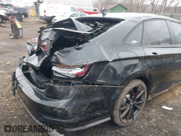 2019 Volkswagen Jetta GLI S with VIN 3VW5T7BU4KM142032, listed as a IAAI auction lot 42010968 with 77,607 mi miles and . Bid and sale history available at DreamBid. Image 18.