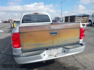 2011 Ram Dakota Bighorn/Lonestar with VIN 1D7RE3BK6BS636282, listed as a IAAI auction lot 41514885 with 295,847 mi miles. Bid and sale history available at carsss.com. Image 17.