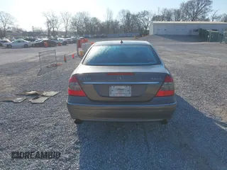 2008 Mercedes-Benz E 350 Luxury z VIN WDBUF87X08B334237, wystawiony jako IAAI lot #41735498 z przebiegiem 224 205 mil mil oraz . Historia ofert i sprzedaży dostępna na DreamBid. Obrazek 15.