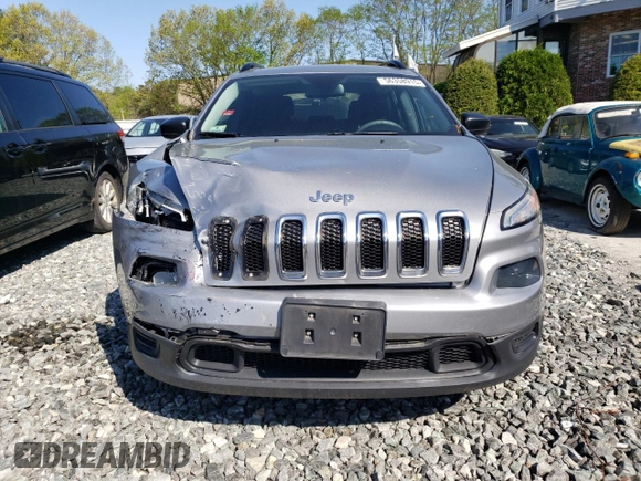 2015 Jeep Cherokee Sport z VIN 1C4PJLAB4FW731128, wystawiony jako Copart lot #56358915 z przebiegiem 100 455 mil mil oraz Czysty tytuł • Clean title. Historia ofert i sprzedaży dostępna na DreamBid. Obrazek 5.