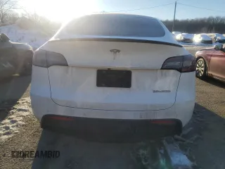 2022 Tesla Model Y Performance with VIN 7SAYGDEFXNF381791, listed as a Copart auction lot 88215705 with 60,153 mi miles and Salvage title. Bid and sale history available at DreamBid. Image 6.