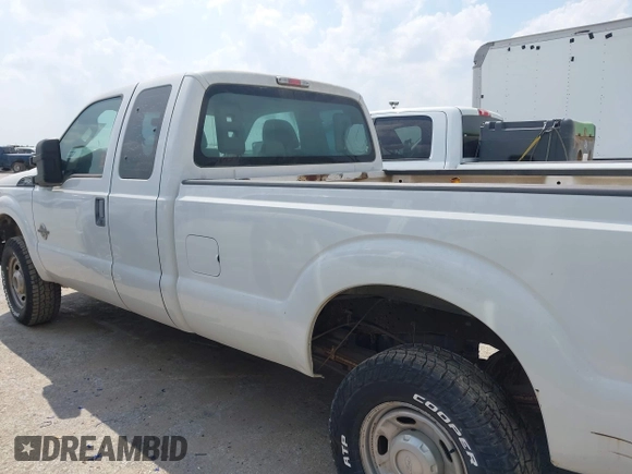 2015 Ford F-250 XLT with VIN 1FT7X2BT8FEA63663, listed as a IAAI auction lot 42135275 with 169,164 mi miles and . Bid and sale history available at DreamBid. Image 14.