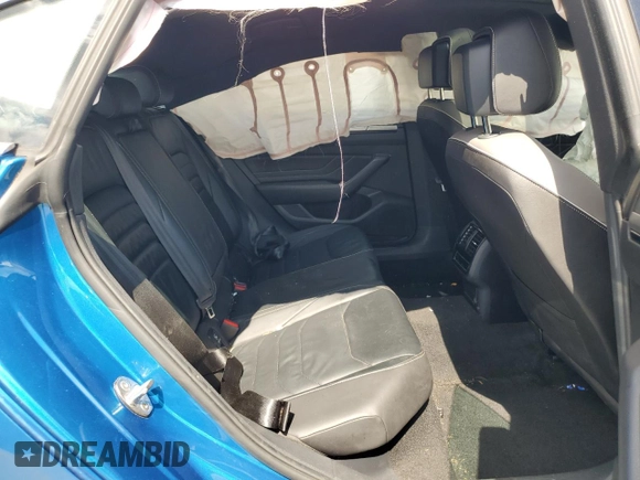 2023 Volkswagen Arteon SEL Premium R-Line z VIN WVWTR7AN8PE002467, wystawiony jako Copart lot #72014284 z przebiegiem Nie podano mil oraz Szkoda całkowita • Salvage title. Historia ofert i sprzedaży dostępna na DreamBid. Obrazek 10.