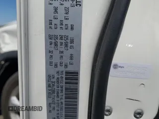 2020 Jeep Compass Latitude z VIN 3C4NJCBB6LT141472, wystawiony jako Copart lot #55794985 z przebiegiem Nie podano mil oraz Szkoda całkowita • Salvage title. Historia ofert i sprzedaży dostępna na DreamBid. Obrazek 12.