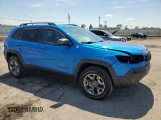 2019 Jeep Cherokee Trailhawk z VIN 1C4PJMBX2KD341540, wystawiony jako Copart lot #55656625 z przebiegiem 88 128 mil mil oraz Szkoda całkowita • Salvage title. Historia ofert i sprzedaży dostępna na DreamBid. Obrazek 4.