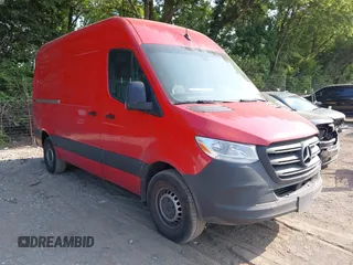 2023 Mercedes-Benz Sprinter Cargo with VIN W1Y4KBHY0PT135291, listed as a IAAI auction lot 39887949 with 61,892 mi miles. Bid and sale history available at carsss.com. Image 1.