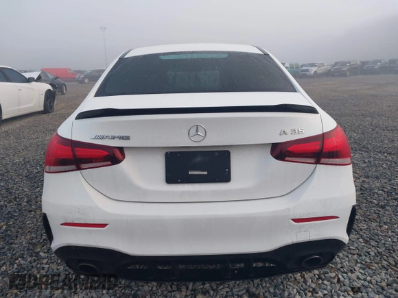 2021 Mercedes-Benz A 35 AMG z VIN W1K3G5BB2MJ266887, wystawiony jako IAAI lot #41509086 z przebiegiem 90 459 mil mil oraz . Historia ofert i sprzedaży dostępna na DreamBid. Obrazek 17.