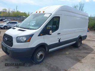 2017 Ford Transit z VIN 1FTBF4XM0HKA58004, wystawiony jako IAAI lot #39278218 z przebiegiem 174 620 mil mil oraz . Historia ofert i sprzedaży dostępna na DreamBid. Obrazek 2.