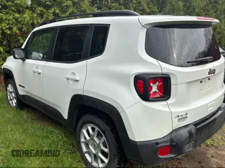 2022 Jeep Renegade Latitude with VIN ZACNJDB16NPN47773, listed as a IAAI auction lot 42215542 with Not provided miles and . Bid and sale history available at DreamBid. Image 3.