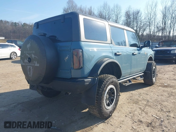 2023 Ford Bronco с VIN 1FMEE5DH3PLB53030, выставлен на аукционе IAAI как лот 41485605 с пробегом 38 808 миль миль и . История ставок и продаж доступна на DreamBid. Изображение 4.