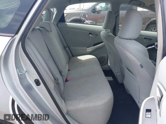 2013 Toyota Prius One z VIN JTDKN3DU3D5704663, wystawiony jako IAAI lot #42270987 z przebiegiem 169 353 mil mil oraz . Historia ofert i sprzedaży dostępna na DreamBid. Obrazek 8.