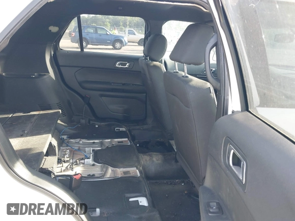 2017 Ford Police Interceptor Utility with VIN 1FM5K8AR0HGB92630, listed as a IAAI auction lot 42276713 with Not provided miles and . Bid and sale history available at DreamBid. Image 8.