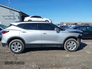2020 Chevrolet Blazer LT with VIN 3GNKBDRS2LS552876, listed as a IAAI auction lot 41746453 with 116,523 mi miles and . Bid and sale history available at DreamBid. Image 14.