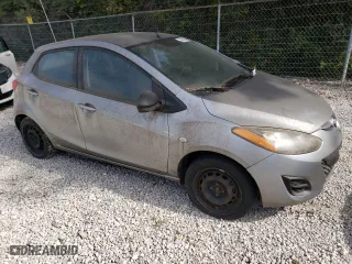 2014 Mazda Mazda2 Sport with VIN JM1DE1KY5E0181941, listed as a Copart auction lot 71814354 with 104,534 mi miles and Clean Title. Bid and sale history available at carsss.com. Image 4.