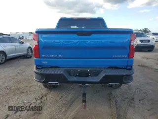 2022 Chevrolet Silverado 1500 Custom Trail Boss with VIN 3GCPDCED1NG685533, listed as a Copart auction lot 61293174 with 62,810 mi miles and Salvage Title. Bid and sale history available at DreamBid. Image 6.