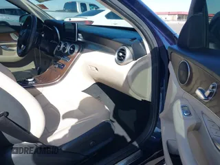 2018 Mercedes-Benz C 300 with VIN WDDWF4JBXJR415992, listed as a IAAI auction lot 41681884 with 49,695 mi miles and . Bid and sale history available at DreamBid. Image 5.