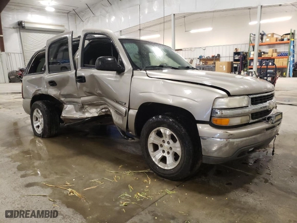 2000 Chevrolet New Tahoe LS with VIN 1GNEK13T9YJ208788, listed as a Copart auction lot 72799794 with NaN miles and Salvage Title. Bid and sale history available at carsss.com. Image 4.