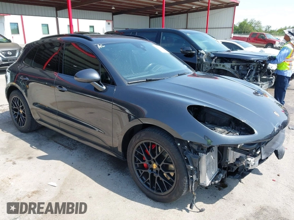 2018 Porsche Macan GTS z VIN WP1AG2A54JLB62881, wystawiony jako IAAI lot #42027419 z przebiegiem 91 876 mil mil oraz . Historia ofert i sprzedaży dostępna na DreamBid. Obrazek 1.