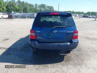2006 Toyota Highlander w/3rd Row z VIN JTEEP21A660158710, wystawiony jako IAAI lot #42276144 z przebiegiem 260 158 mil mil oraz . Historia ofert i sprzedaży dostępna na DreamBid. Obrazek 17.