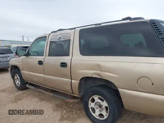 2006 Chevrolet Suburban LT with VIN 3GNEC16Z46G124759, listed as a IAAI auction lot 41599252 with 282,494 mi miles. Bid and sale history available at carsss.com. Image 6.