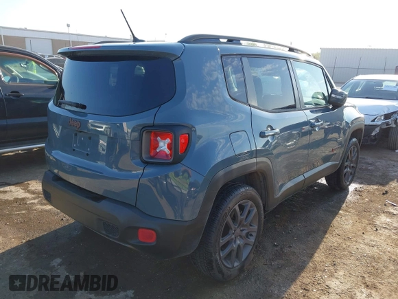 2016 Jeep Renegade Latitude with VIN ZACCJBBT6GPD66773, listed as a IAAI auction lot 41946572 with 156,505 mi miles. Bid and sale history available at carsss.com. Image 4.
