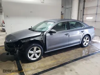 2012 Volkswagen Passat SE with VIN 1VWBP7A37CC006674, listed as a Copart auction lot 50501215 with 118,886 mi miles and Salvage Title. Bid and sale history available at carsss.com. Image 1.