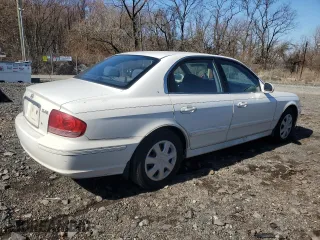 2003 Hyundai Sonata with VIN KMHWF25S13A827322, listed as a Copart auction lot 49780735 with 84,264 mi miles and Clean Title. Bid and sale history available at carsss.com. Image 3.