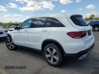2022 Mercedes-Benz GLC 300 z VIN W1N0G8EB8NV395178, wystawiony jako Copart lot #55871945 z przebiegiem 12 210 mil mil oraz Szkoda całkowita • Salvage title. Historia ofert i sprzedaży dostępna na DreamBid. Obrazek 2.
