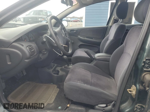 2001 Dodge Neon Highline with VIN 1B3ES46C51D179625, listed as a Copart auction lot 50995475 with 31,622 mi miles and Clean Title. Bid and sale history available at carsss.com. Image 7.