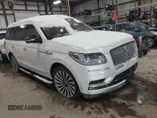 2019 Lincoln Navigator Reserve with VIN 5LMJJ2LT1KEL25094, listed as a IAAI auction lot 41258495 with 63,139 mi miles. Bid and sale history available at carsss.com. Image 1.