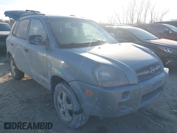 2007 Hyundai Tucson GLS with VIN KM8JM12B97U496766, listed as a IAAI auction lot 41071563 with 109,382 mi miles. Bid and sale history available at carsss.com. Image 1.