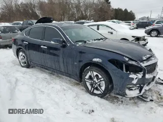 2019 Infiniti Q70 Luxe with VIN JN1BY1AR1KM586002, listed as a Copart auction lot 46111645 with 68,244 mi miles and Salvage title. Bid and sale history available at DreamBid. Image 4.