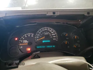 2003 GMC Yukon XL with VIN 1GKFK66U13J117624, listed as a Copart auction lot 73507004 with 290,149 mi miles and Salvage Title. Bid and sale history available at carsss.com. Image 9.